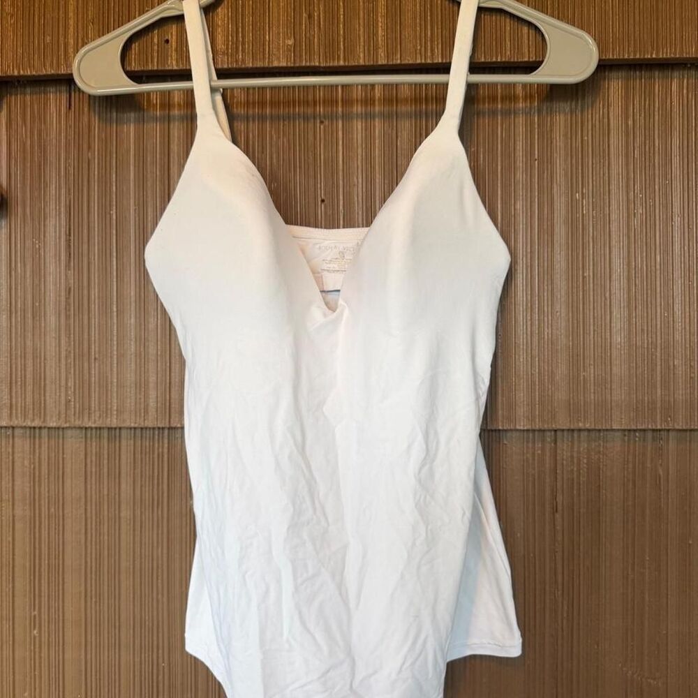 Victoria's secret Women's White tank top